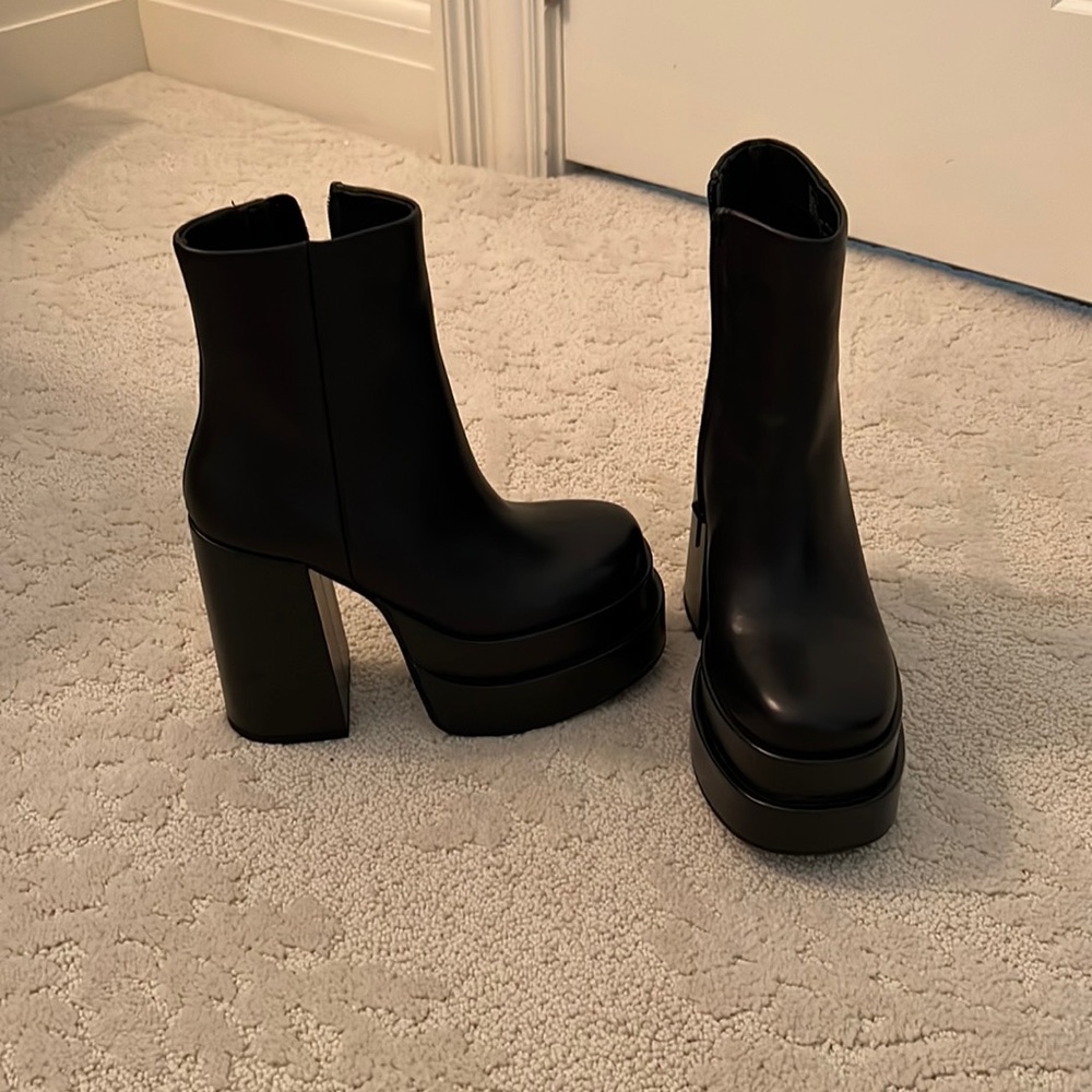 Never worn platform boots